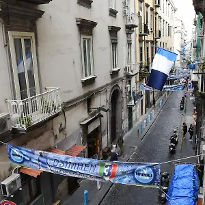 Napul'e , Naples Italie